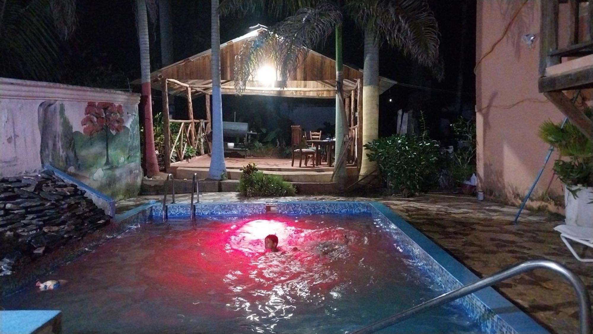 La Famosa Costillas A La Lena Jarabacoa Exterior foto