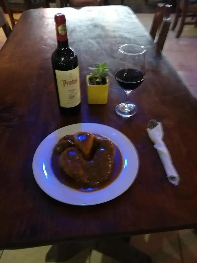 La Famosa Costillas A La Lena Jarabacoa Exterior foto